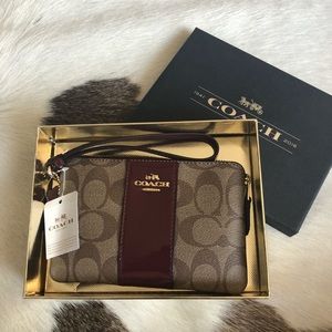 Coach Wristlet NWT
